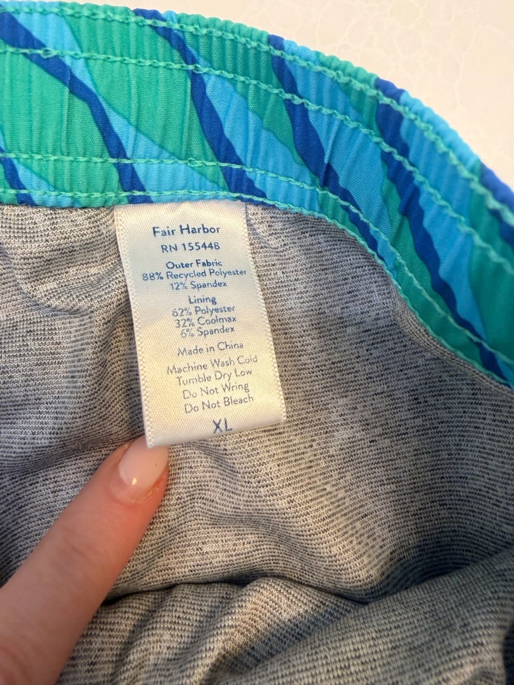 Fair Harbor Green & Blue Wave-Pattern Swim Trunks! Boys XL! - Picture 2 of 4